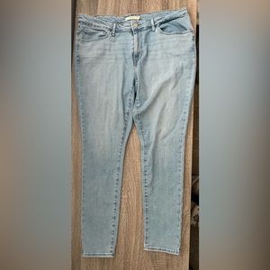 Levi’s 711 skinny jeans 33 (size 16)